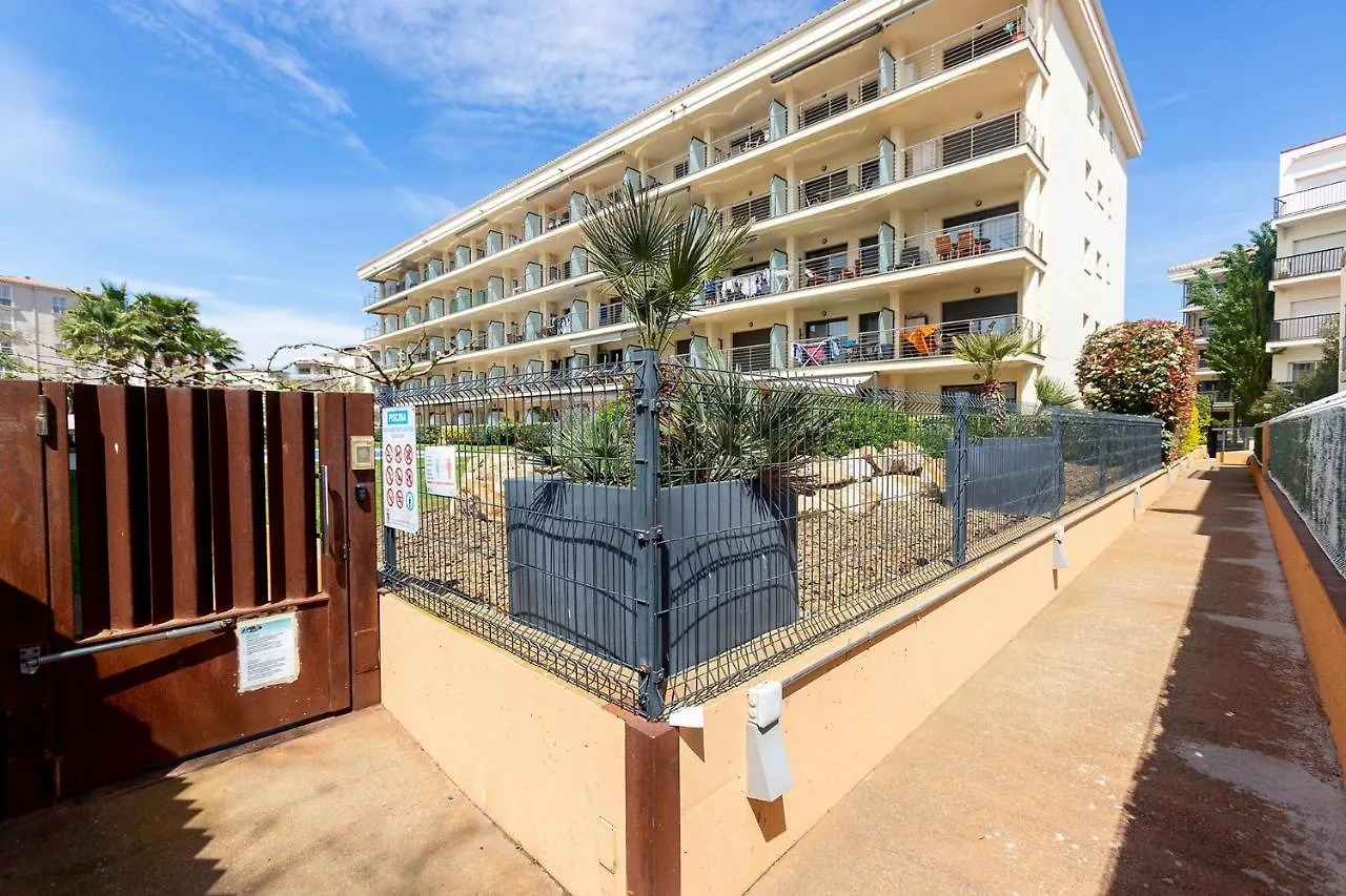 Rnet - Mileni Bajo Vista Mar Roses Costa Brava Apartment 0*,  Spain